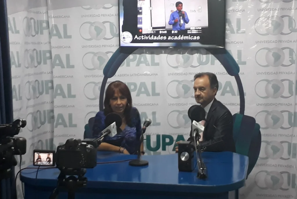 Ya sea en sus giras o en sus actividades cuotidianas, nuestro director y académico Vladimir Pacheco Paredes es invitado a entrevistas para explicar y dar a conocer sobre sus actividades, sus capacitaciones, a responder preguntas e inquietudes de sus seguidores y de la audiencia en general